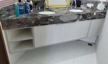 Imagem 5: Casa de condomínio sobrado para aluguel tem 380 metros quadrados com 3 quartos