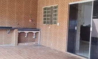 Imagem 1: Casa Sozinha no lote