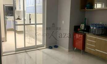 Imagem 4: Apartamento para aluguel possui 191 metros quadrados com 3 quartos