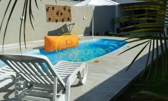 Imagem: Casa com 5 quartos com piscina em Guaratuba