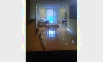 Imagem 3: Casa triplex,5qtos,3 suítes,quintal ,2 vagas na Taquara