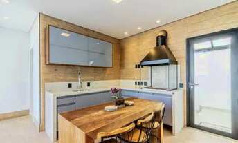 Imagem 3: Casa de condomínio sobrado para aluguel tem 465 metros quadrados com 5 quartos