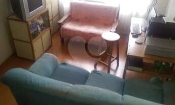 Imagem: Oportunidade ao lado do metro