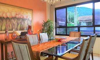 Imagem 3: Ampla casa duplex com 4 quartos (3 suítes), 3 vagas com lazer em São Francisco - Niterói