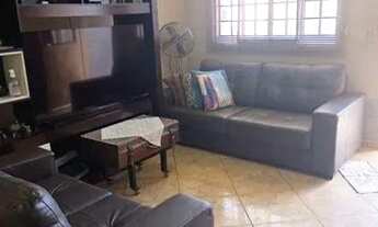 Imagem 4: QNA 14 - Casa com 3 quartos, sendo 1 suíte, cozinha com armários + Casa na lateral com 1 q