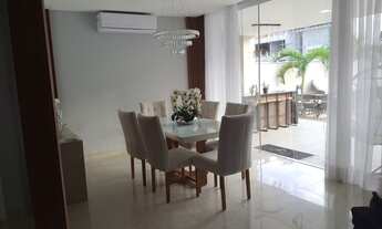 Imagem 2: Casa triplex Casa em condomínio com 3 dormitórios