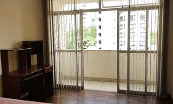 Imagem 6: Quartos Individuais no centro e funcionários