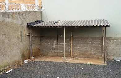 Imagem 2: Cômodo / galpão