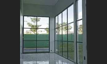 Imagem 5: Casa para aluguel tem 350 metros quadrados com 5 quartos