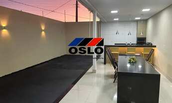 Imagem: CASA COM 02 QUARTOS, COM GARAGEM, LOCALIZADA