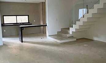 Imagem 2: Casa de Condomínio com 4 Quartos à Venda, 169 m² por R$ 739.000