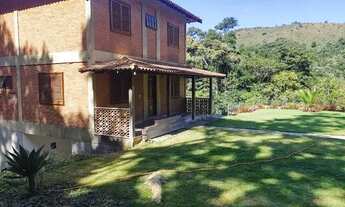 Imagem 3: Casa com 4 dormitórios à venda, 275 m² por R$ 830.000,00 - Três Córregos - Teresópolis/RJ