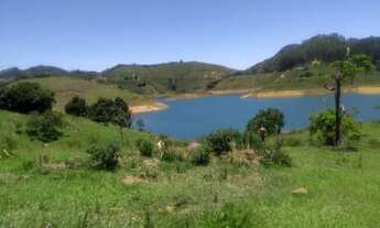 Imagem: Chácara beira da represa