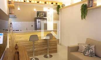 Imagem 2: Apartamento à Venda - Laranjeiras, 1 Quarto, 33 m2