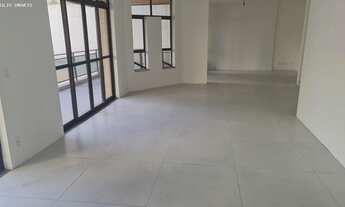 Imagem 3: Apartamento para venda possui 289 metros quadrados com 4 quartos em Icaraí - Niterói - RJ