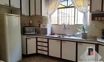 Imagem 4: Belo Sobrado !! Casa com 4 dormitórios