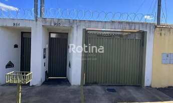 Imagem: Casa para aluguel, 3 quartos, 2 vagas, Brasil