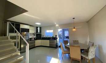 Imagem: Sobrado Geminado à venda 3 quartos bairro