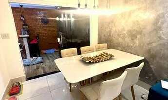 Imagem 6: Casa para venda possui 164 metros quadrados com 3 quartos em Ayrosa - Osasco - SP