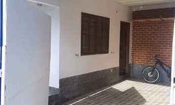 Imagem 2: ALUGA-SE CASA MOSELA