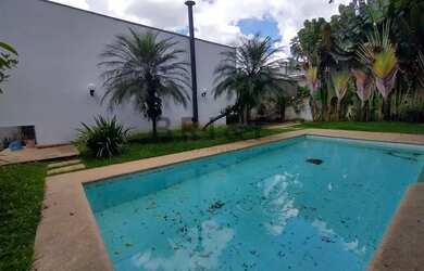 Imagem 2: Casa residencial para locação 700m³, 4 quartos, sala com lareira, churrasqueira, 4 vagas