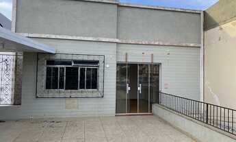 Imagem 4: ALUGO CASA BEM LOCALIZADA