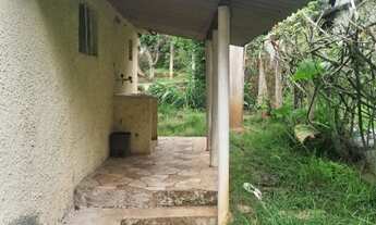 Imagem 5: Vendo esta casa e esta loja