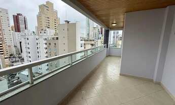 Imagem 2: 3 quartos com 2 vagas