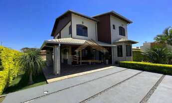 Imagem 3: Lindo sobrado com 6 suítes, excelente área de lazer com piscina, próximo ao clube, Ninho V