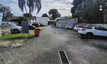 Imagem 5: Galpão no centro de Vargem Grande medindo 70m2 composto com vagas - Ec imóveis