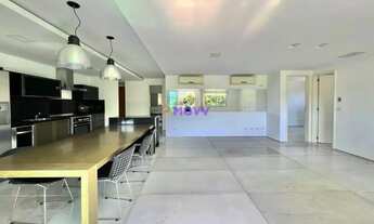 Imagem 2: Lindo apartamento com planta ampla e localização privilegiada !