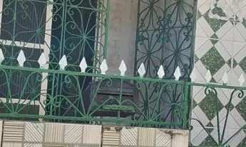 Imagem: Vende-se CASA sete de abril