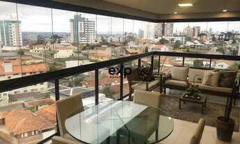 Imagem 2: Apartamento finamente mobiliado - Palazzo Ducale | 3 quartos | Porteira Fechada