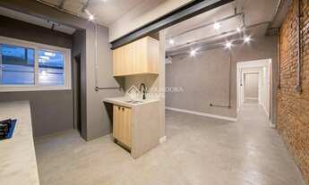 Imagem 2: Apartamento térreo, de 2 quartos, 64m²!