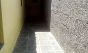 Imagem 7: Ótimo 2 quartos independente com quintal e garagem no Centro de Sepetiba