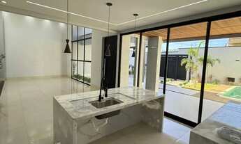 Imagem 5: Casa com três suítes com piscina no Residencial das Acácias