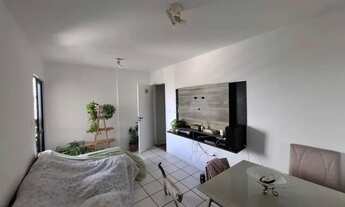 Imagem 2: Candeias, 2 Qts, Suite, Varanda, Alto, Vista Mar, Reformado, Armários, Lazer, Documentado