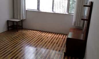 Imagem 4: Icaraí 02 qts a uma quadra do CSB. Frente Sol manhã, elevador e garagem. Vazio