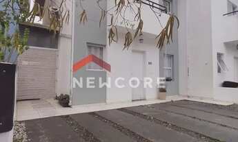 Imagem: Casa de condomínio em Estrada do Lutero