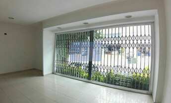 Imagem 4: Loja/casa comercial grande no Itaim Bibi com 7 salas e 6 vagas, na Rua João Cachoeira