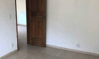 Imagem 6: Extraordinário Apartamento (desocupado) Varanda, Sala, 2 Quartos (armário), dependências