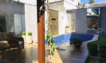 Imagem 7: Sobrado para venda possui 338 metros quadrados com 4 quartos em Jardins Madri - Goiânia