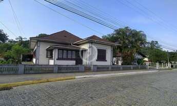 Imagem: Casa à venda no bairro Guamiranga - Guaramirim/SC