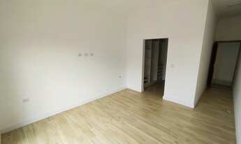 Imagem 7: Casa de condomínio térrea para aluguel possui 200 metros quadrados com 3 quartos