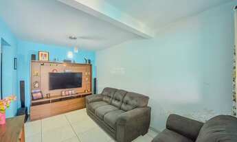 Imagem 4: Sobrado para venda tem 190 metros quadrados com 4 quartos em Sítio Cercado - Curitiba - PR