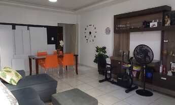 Imagem 2: Apartamento com 3 Quartos e 3 banheiros à Venda, 109 m² por R$ 230.000