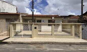 Imagem: Casa para locação tem 210 m2 com 4 quartos