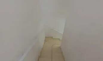 Imagem 3: Sobrado em Condomínio no Samambaia, Primeira Casa com Sacada, Apenas 200 Metros da Pista