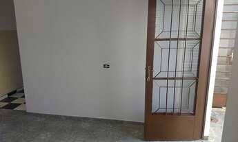 Imagem 5: Casa de Fundo Casa com 1 dormitório