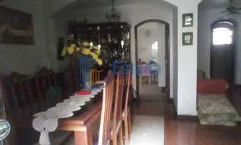 Imagem 4: Casa para aluguel com 200 metros quadrados com 5 quartos em Humaitá - Rio de Janeiro - RJ